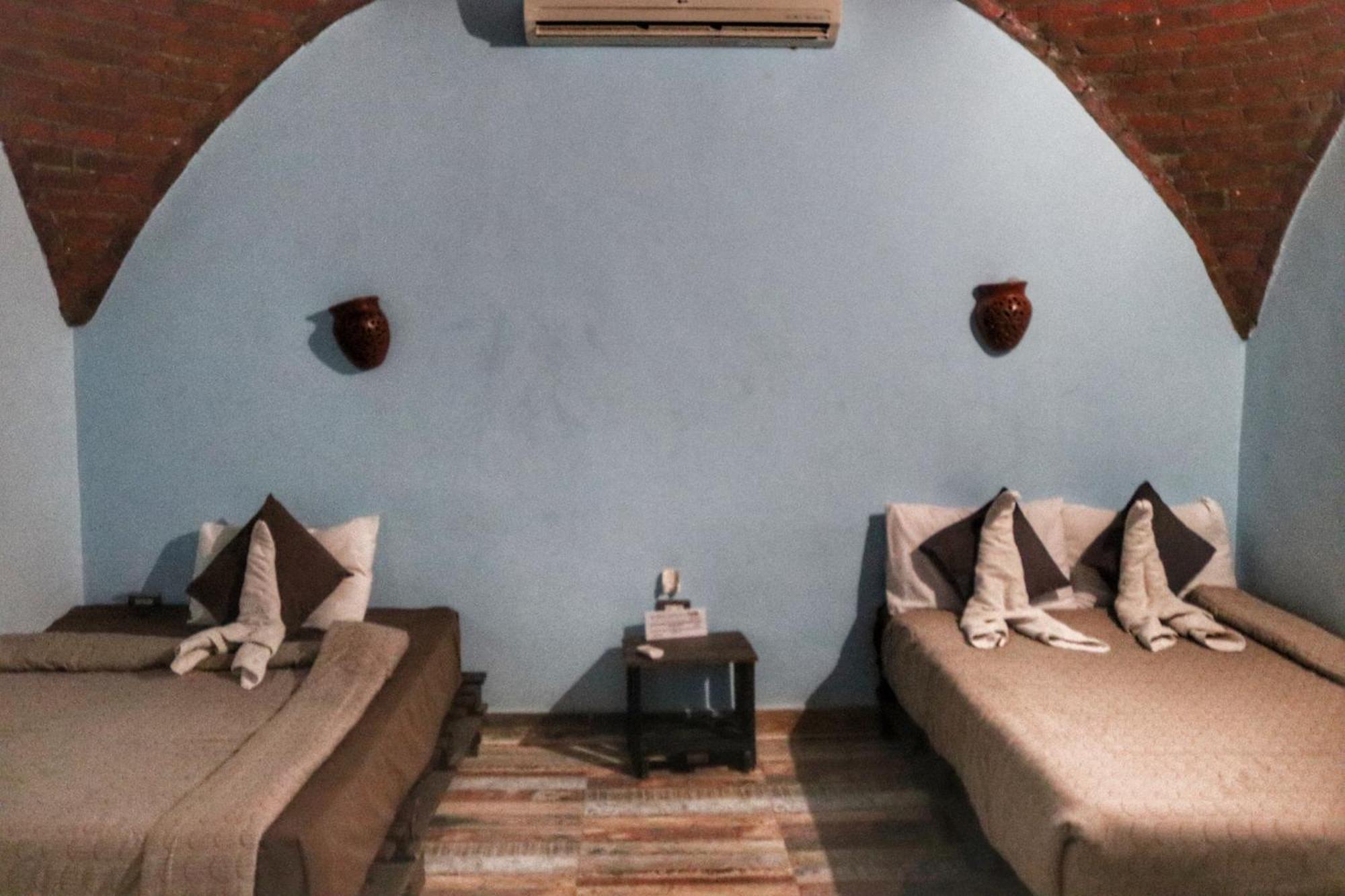 Hadouta Masreya Nubian Guest House アスワン エクステリア 写真