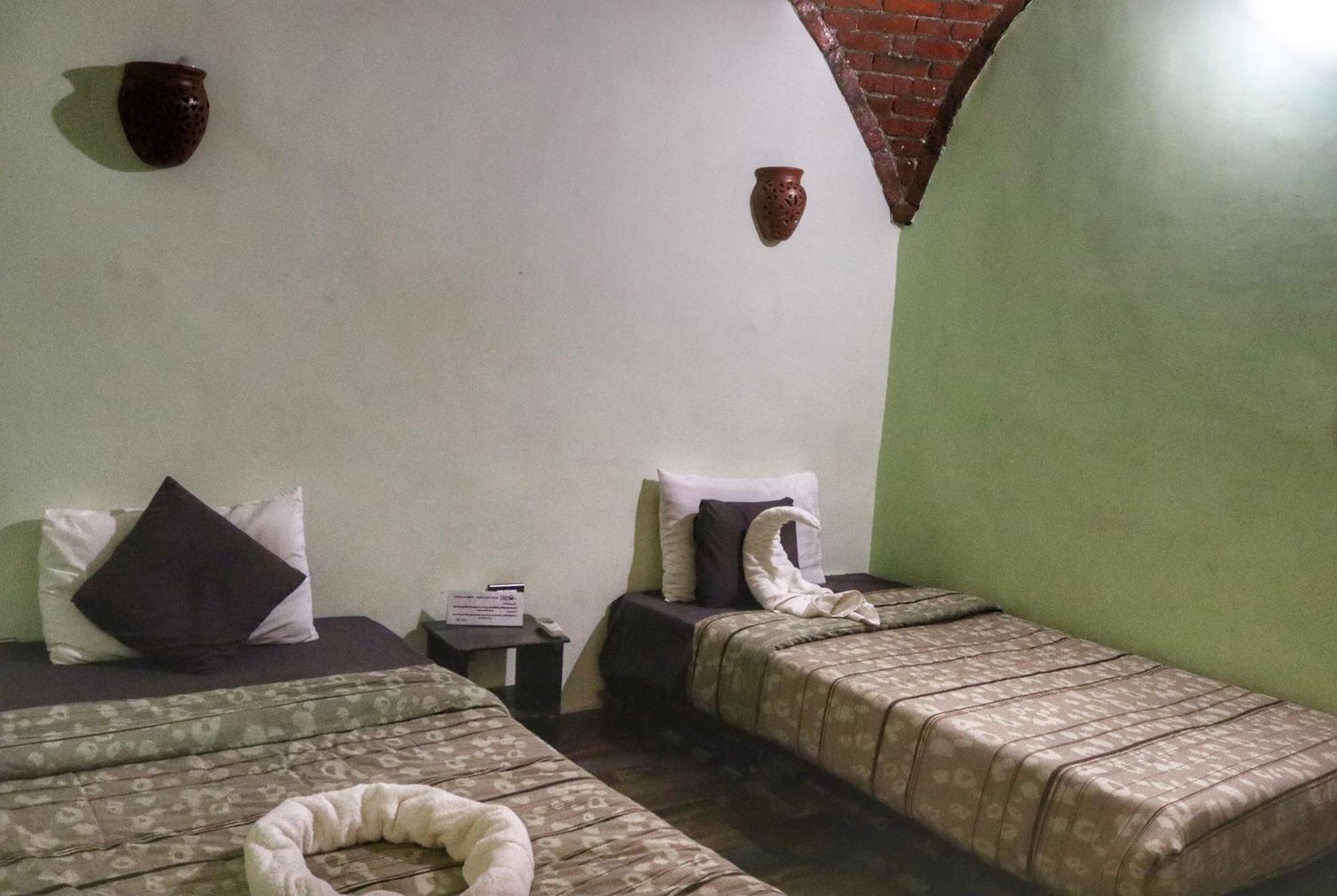 Hadouta Masreya Nubian Guest House アスワン エクステリア 写真